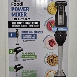 Ninja Foodi 650 Watt Hand Mixer, Immersion Blender, Electric Hand Mixer Combo With Whisk, Beaters, Black

CI100