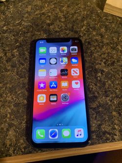 iPhone X 64GB Unlocked