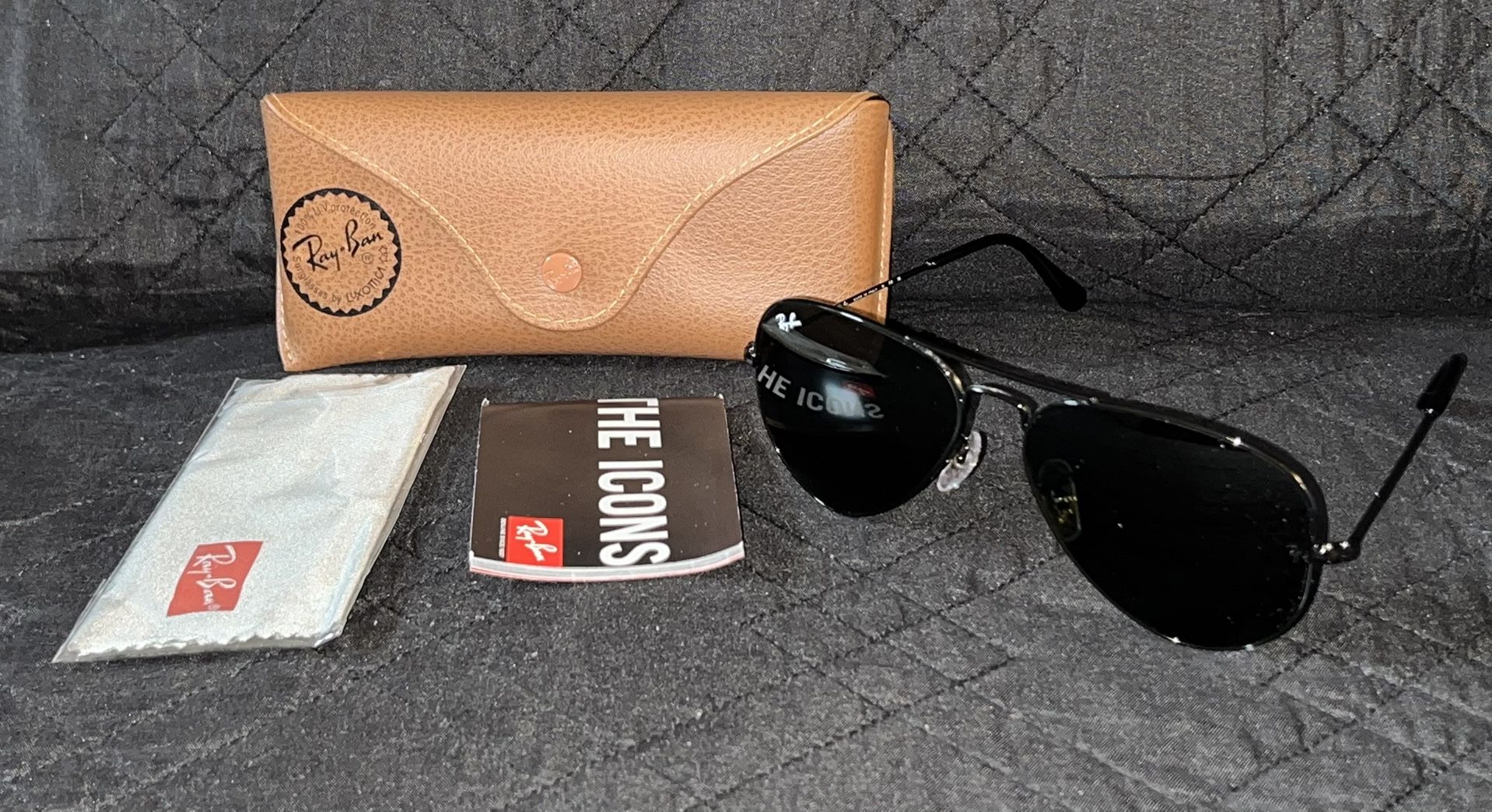 Ray-Ban Classic Aviator Sunglasses