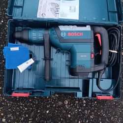 Bosch RH745 1 3/4in Roto Rotary Braker Jack Hammer Drill. Almost Con. Many Other Tools. For Pick Up Fremont Sea. No Low Ball Offers Please. No Trades.