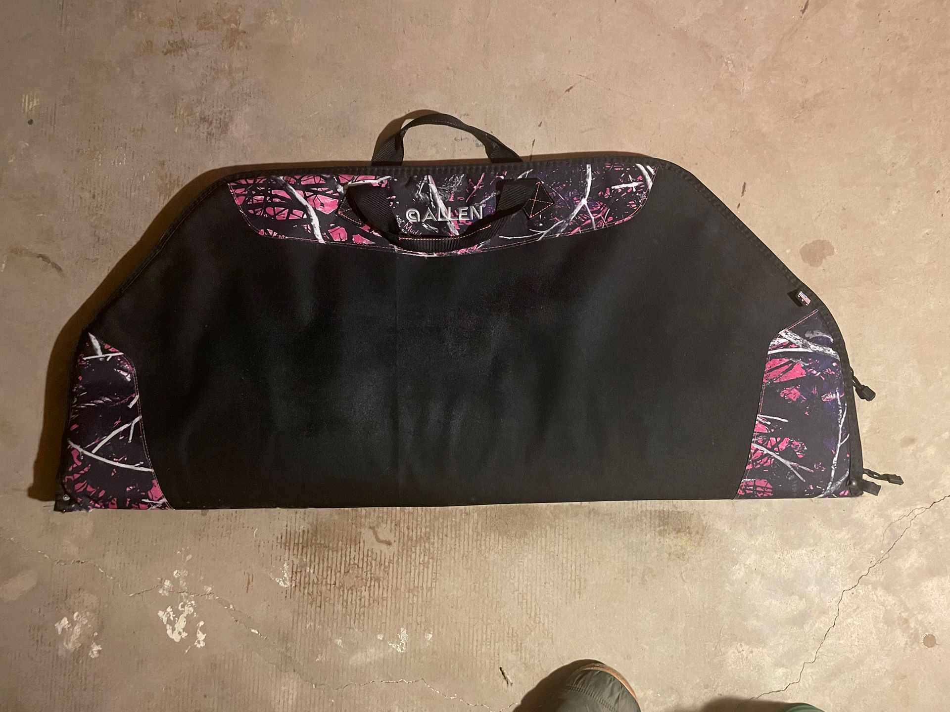 Carry Case For Bow And Arrow-Pink Camouflage 