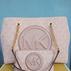 🌸 Michael Kors Large Baby Pink Tote And Wallet 🌸 