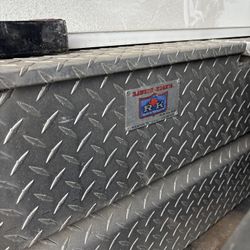 Tool box 