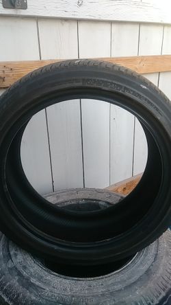 Tire 215 45 r17
