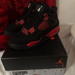 Jordan 4 Red Thunder Size 8.5