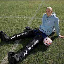 Hyperice Normatec 3 - Recovery System with Patented Dynamic Compression Massage Technology (Normatec 3 Standard Size Legs) FSA-HSA Approved