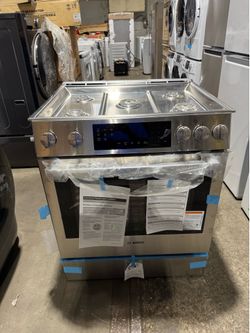 30” brand  new slide in Bosch gas stove stainless steel