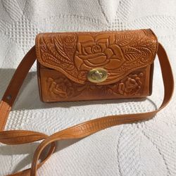 Rose Horse Fur Tooled Leather W Adjustable Strap Made In Mexico Execellet Condition 
