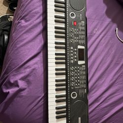 Electronic Keyboard Piano