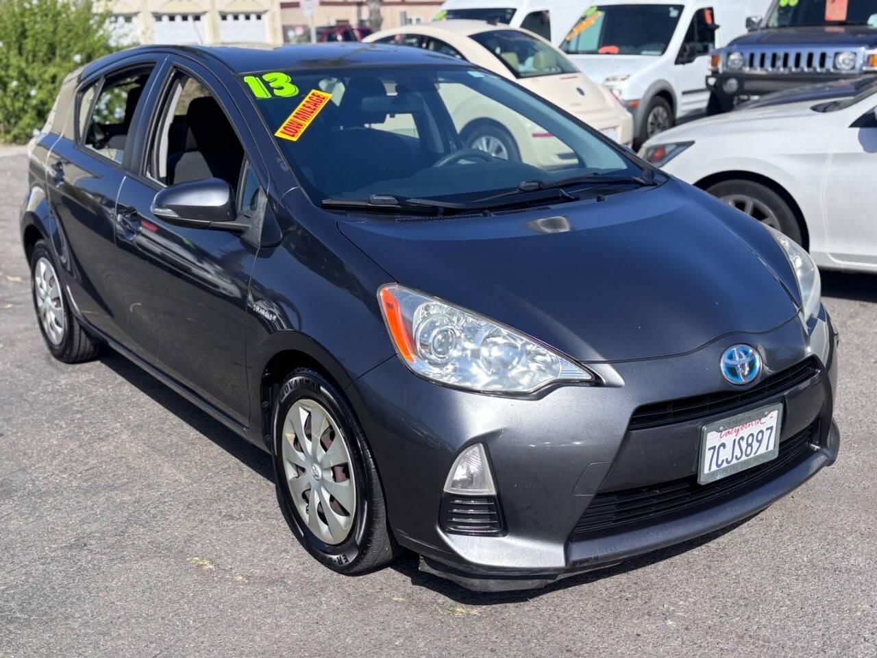 2013 Toyota Prius c
