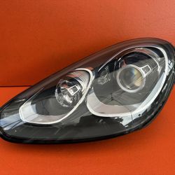 2015 - 2018 Porsche Cayenne Left Driver HID Xenon Headlight OEM 7P5.941.751.G
