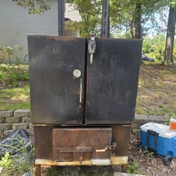 Huge Custom Vault Smoker