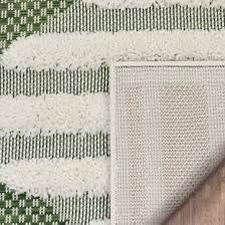 7.5 x 10.5 Green and White Rug