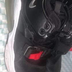 Mens Nike Air Force 270