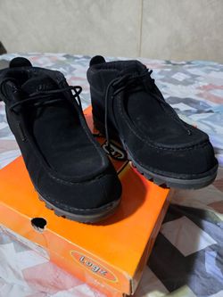 Mens shoes