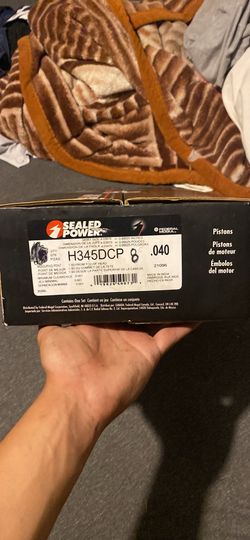 Ford piston heads