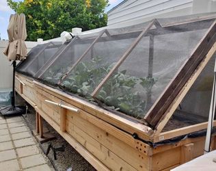 Large Small Medium Custom Made Garden bed raised elevated planter box with legs 3 4 5ft long cedar redwood For Herbs Vegetables 