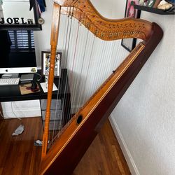 Harp, Elegant 34-String Lever Harp