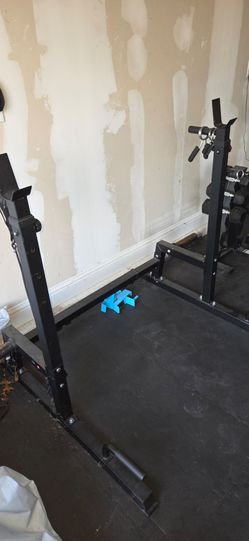 Bench press and Bar