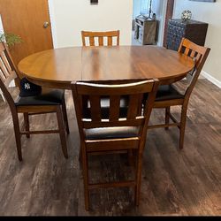 Kitchen Table and chairs 