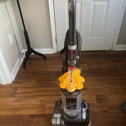 Dyson Multi-Floor Vacuum Cleaner