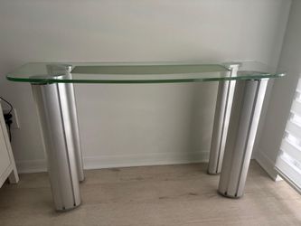 Modern Glass Console Table / Entryway Table – Like New
