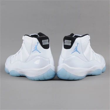 Jordan 11 Retro Legend Blue