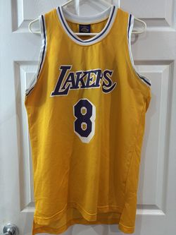 Kobe Bryant authentic retirement game giveaway jersey by Lakers!
