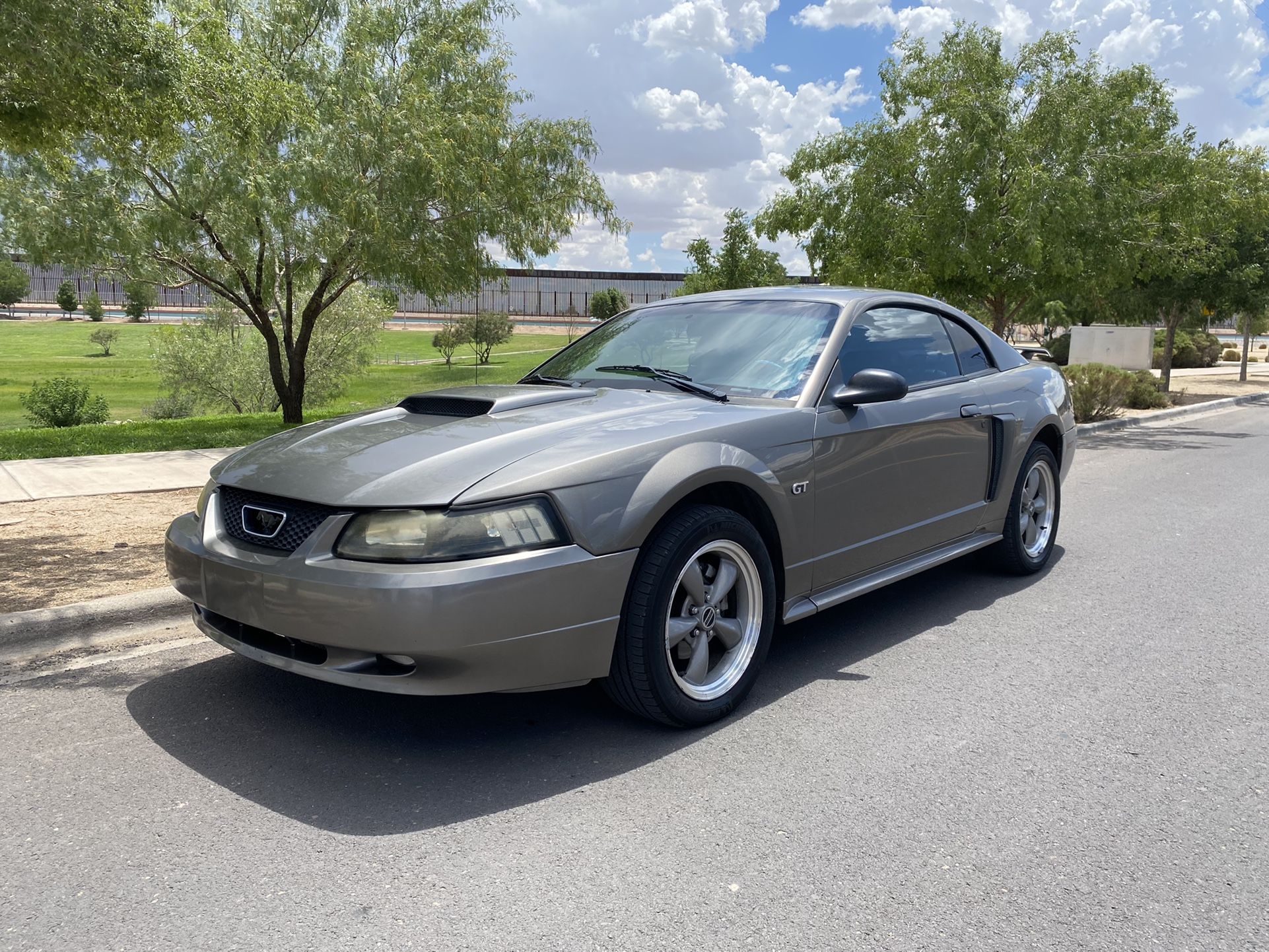 2002 Ford Mustang