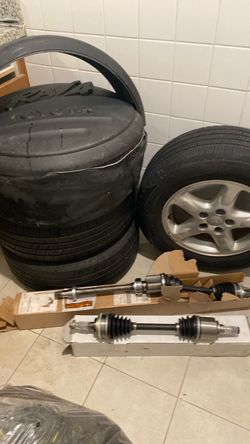 Toyota RAV4 engine parts, tires and rims tire cover tire liners