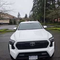 Toyota Tacoma  2024