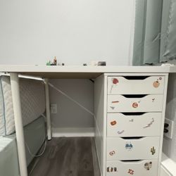 Makeup Desk And Drawers