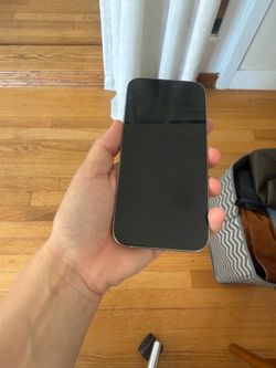 iPhone 15 pro 512 gb