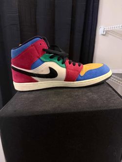 Jordan 1 Mid SE “Fearless Blue The Great”