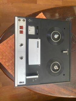 Sony TC-252 D reel to reel player