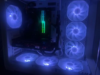 White Gaming Pc
