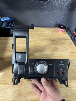 Ct200h Console Trim