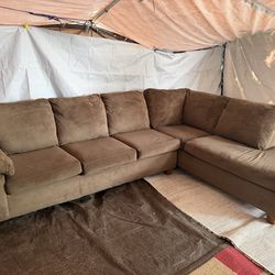 Brown couch great condition clean we saw all the time delivery $40 local