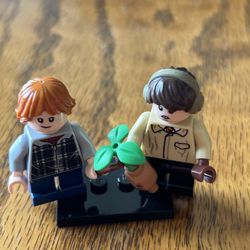 LEGO Harry Potter Minifigures Neville Longbottom and Ron Weasley