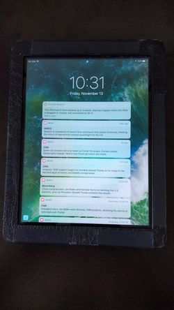 Ipad first generation cellular MD517LL/A