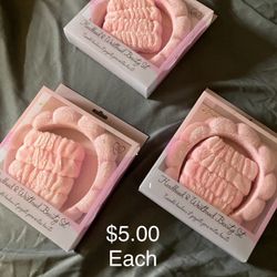 High end Makeup And Accessories 