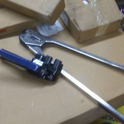 Poly Strap And Tools