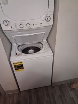 GE Stacked Washer Dryer Unit  OBO