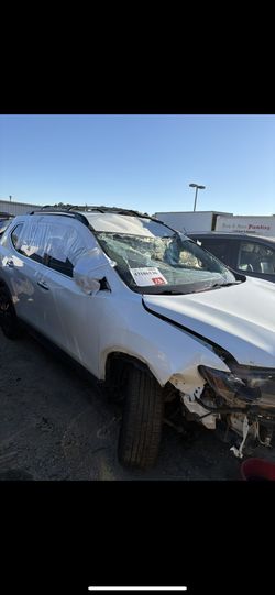 Nissan Rogue 2018 Parts