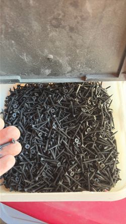 Bucket drywall screws