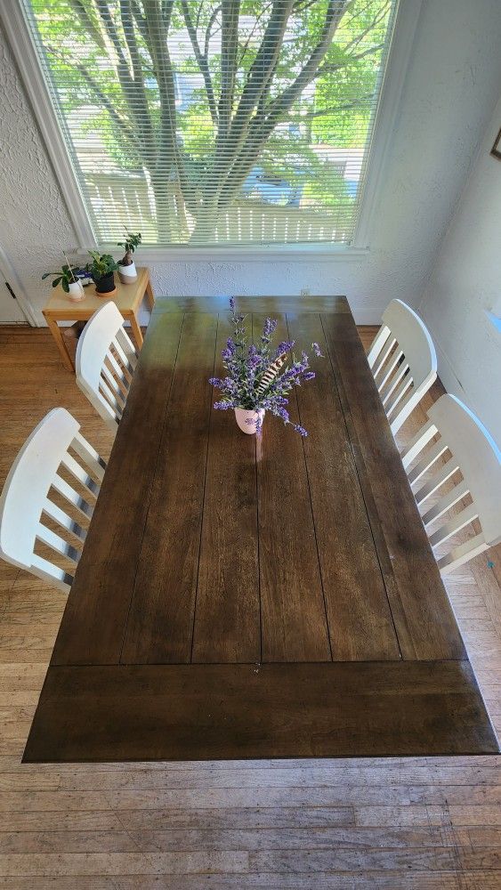 Farmhouse Table
