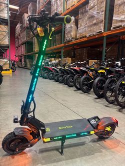 Dual-motor electric scooter