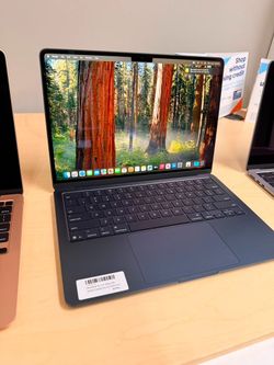 Macbook Air 13" 2025 M4 16GB 256GB