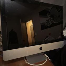 I Mac ( Read Description!)