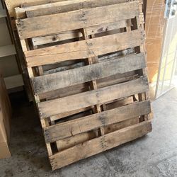 Wooden Pallets 